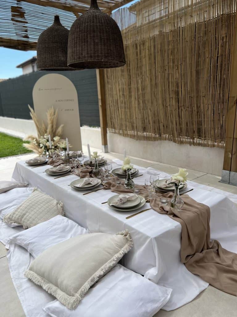 Minimalismul cald: de ce părinții aleg decoruri aerisite și materiale naturale