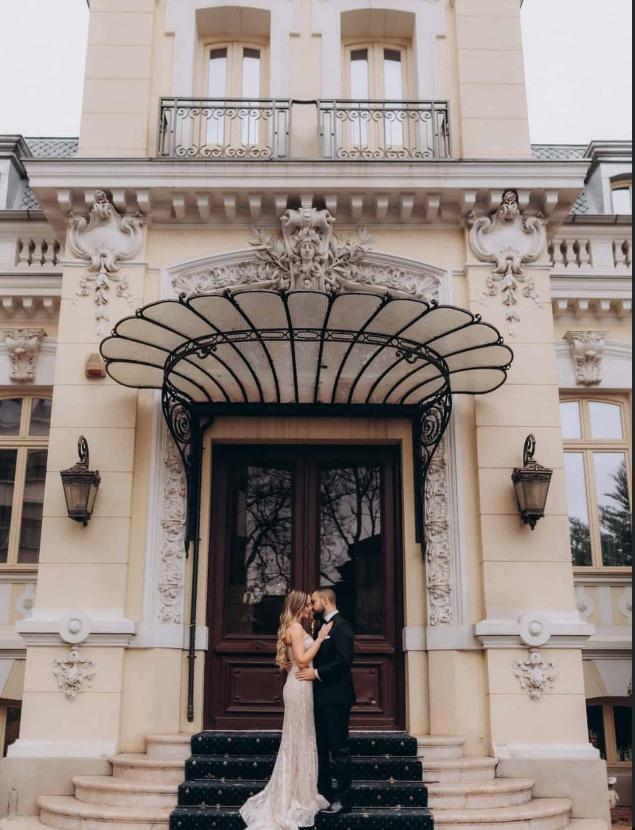 Seri exclusiviste în locații istorice: cum evenimentele găsesc rafinament printre ziduri vechi