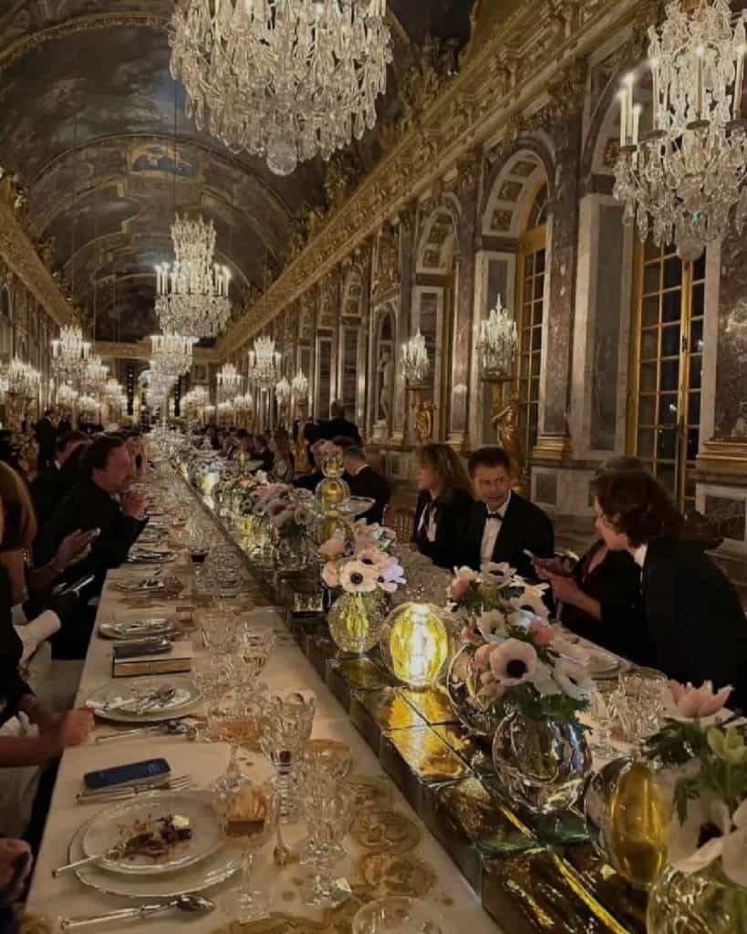 Seri exclusiviste în locații istorice: cum evenimentele găsesc rafinament printre ziduri vechi