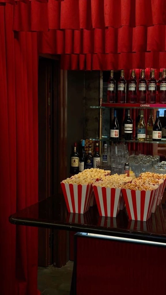 Gale private cu aer cinematografic — spectacol, poveste și experiență memorabilă