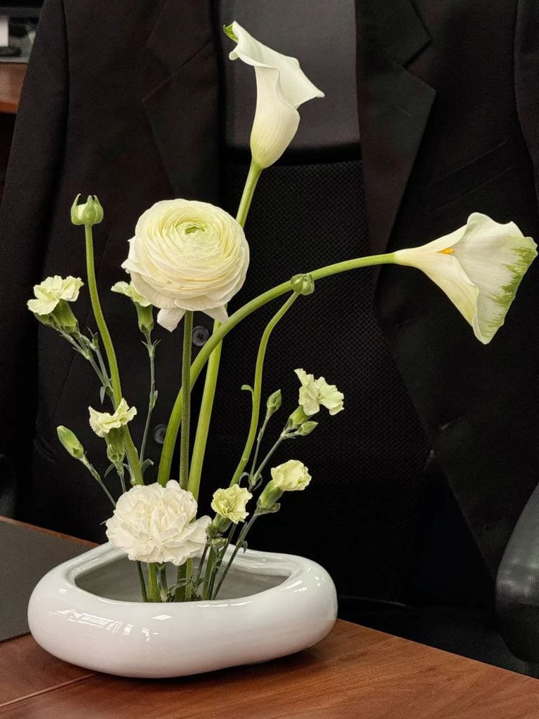 Diferențele între nunțile japoneze și europene — cu focus pe design floral și estetică