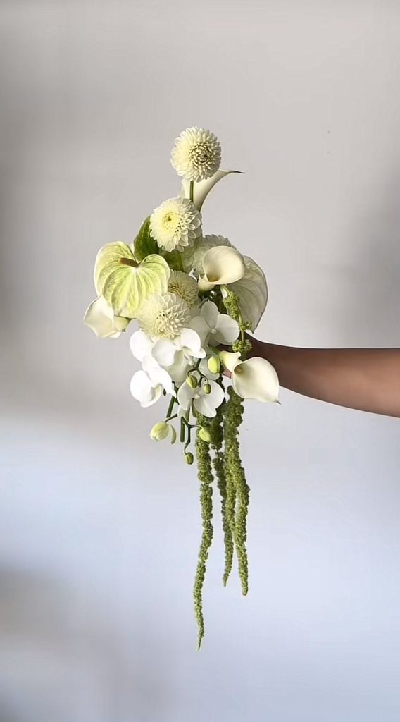 Buchete de mireasă inspirate din ikebana – minimalism și semnificație