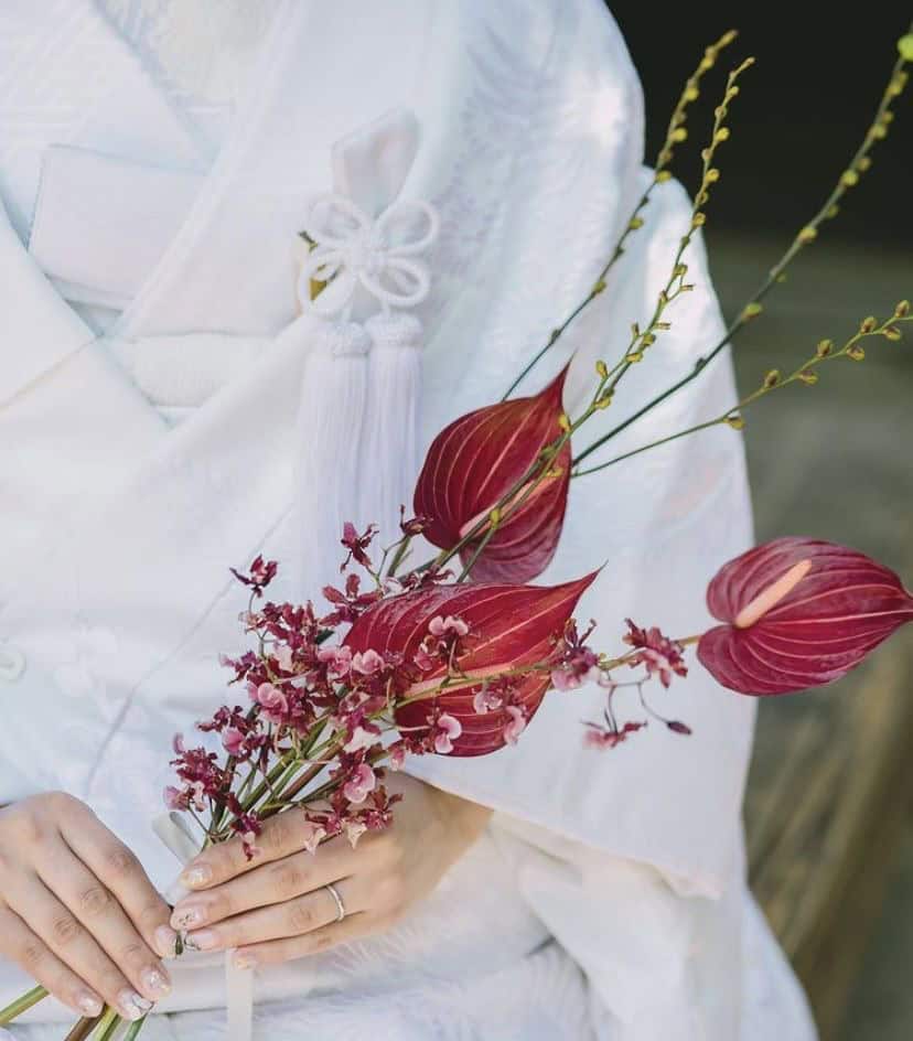 Buchete de mireasă inspirate din ikebana – minimalism și semnificație