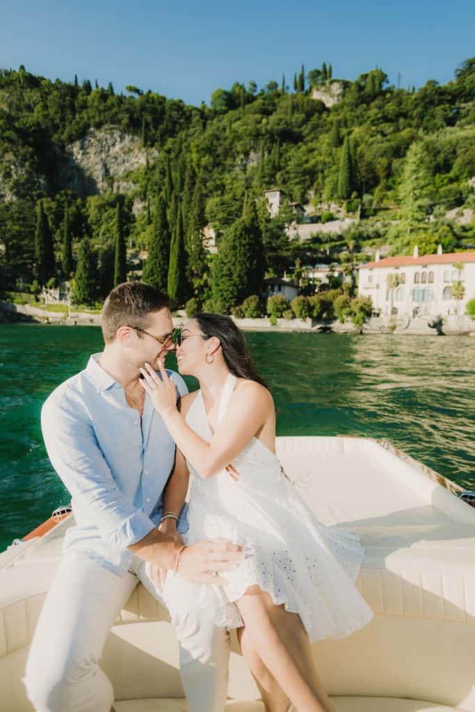 Cereri în căsătorie pe Lacul Como: locații și idei romantice