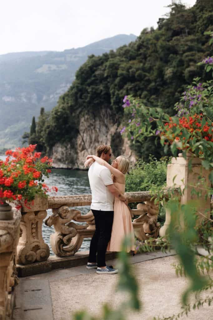 Cereri în căsătorie pe Lacul Como: locații și idei romantice