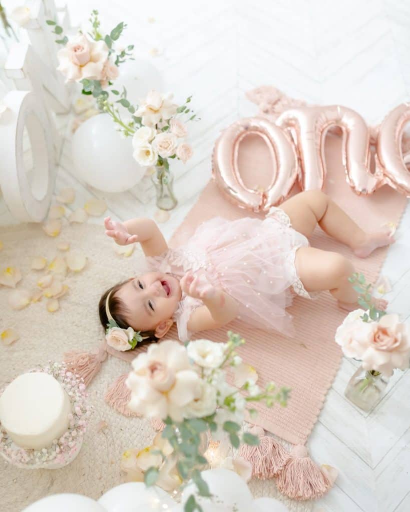 Photoshooting-uri pentru bebeluși — cum transformi ședința foto într‑o experiență de neuitat