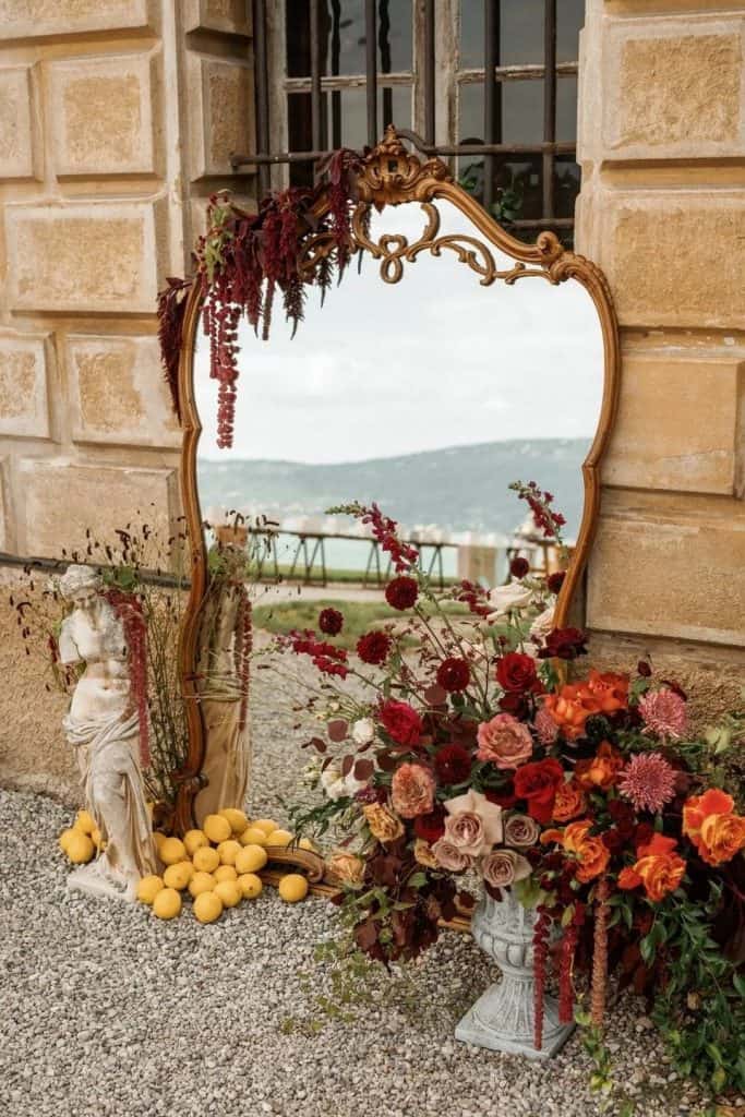 Nuntă de toamnă: eleganță caldă, peisaje spectaculoase și detalii cu personalitate