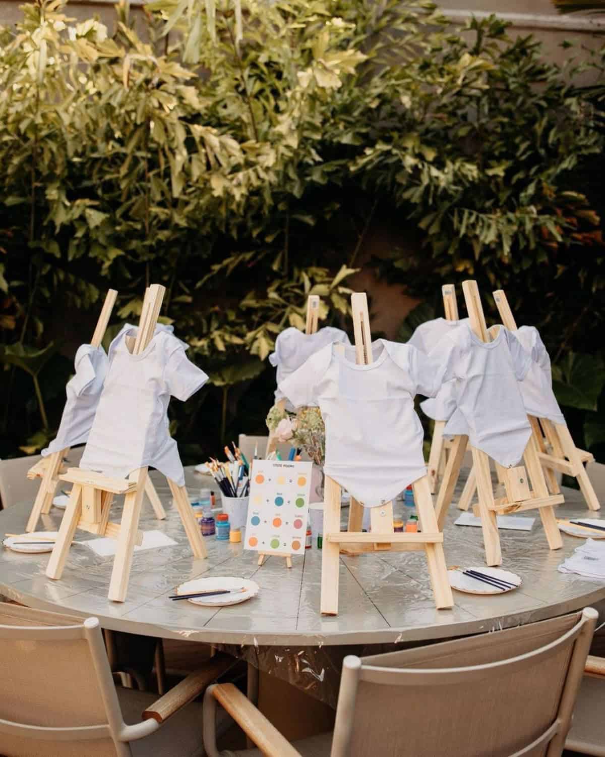 10 activități interesante pentru baby shower care transformă evenimentul într-o experiență memorabilă