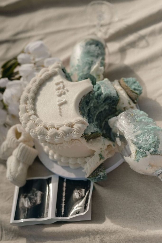Gender Reveal Party: cum transformi o veste personală într-un moment cu impact