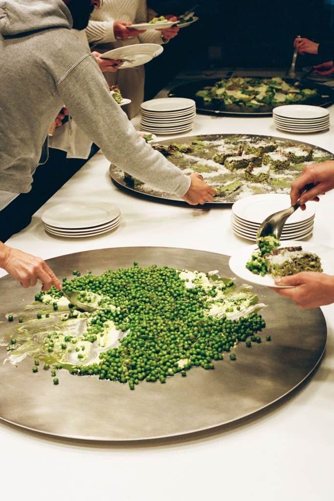 Dining experiențial: cum devine masa centrul unui eveniment premium