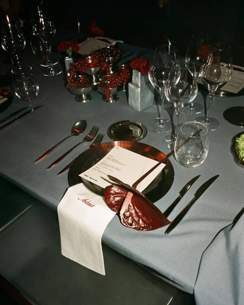 Dining experiențial: cum devine masa centrul unui eveniment premium
