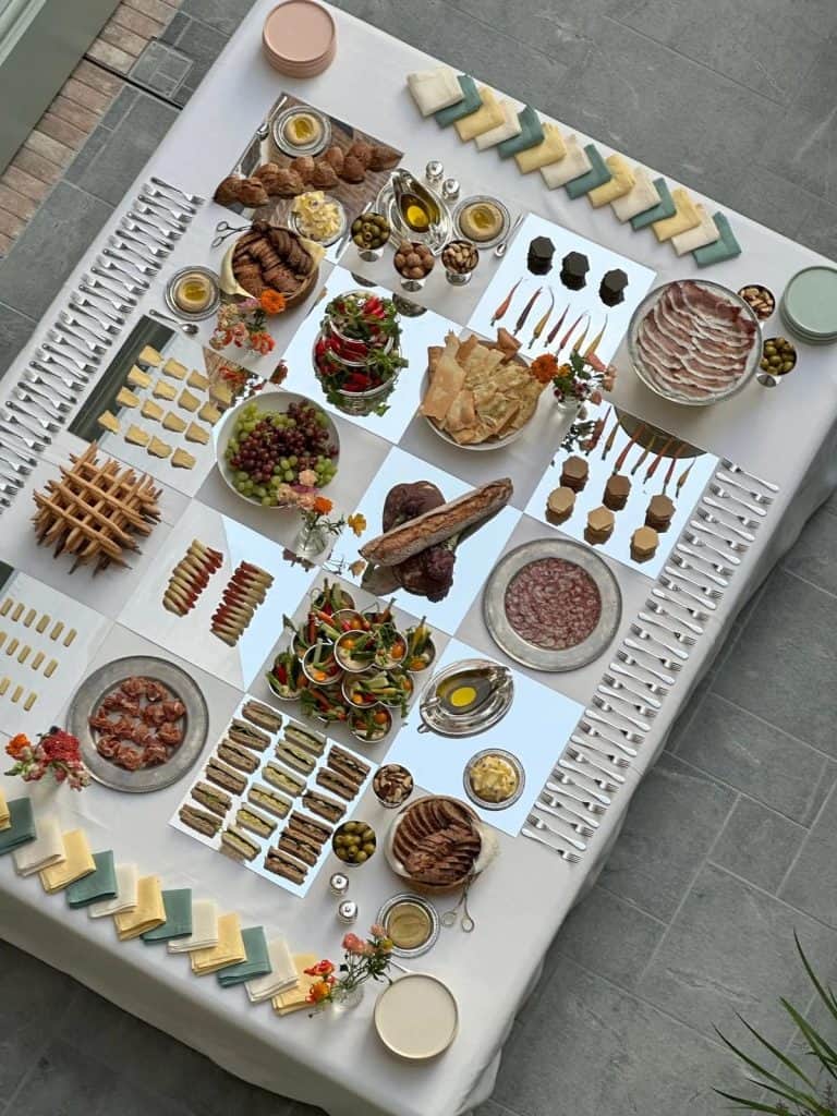 Dining experiențial: cum devine masa centrul unui eveniment premium
