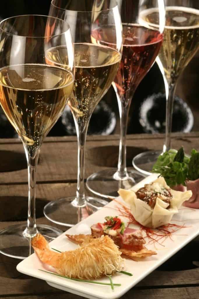 Tendințe în cateringul de lux: de la meniu la spectacol culinar