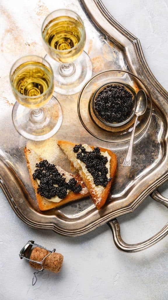 Tendințe în cateringul de lux: de la meniu la spectacol culinar