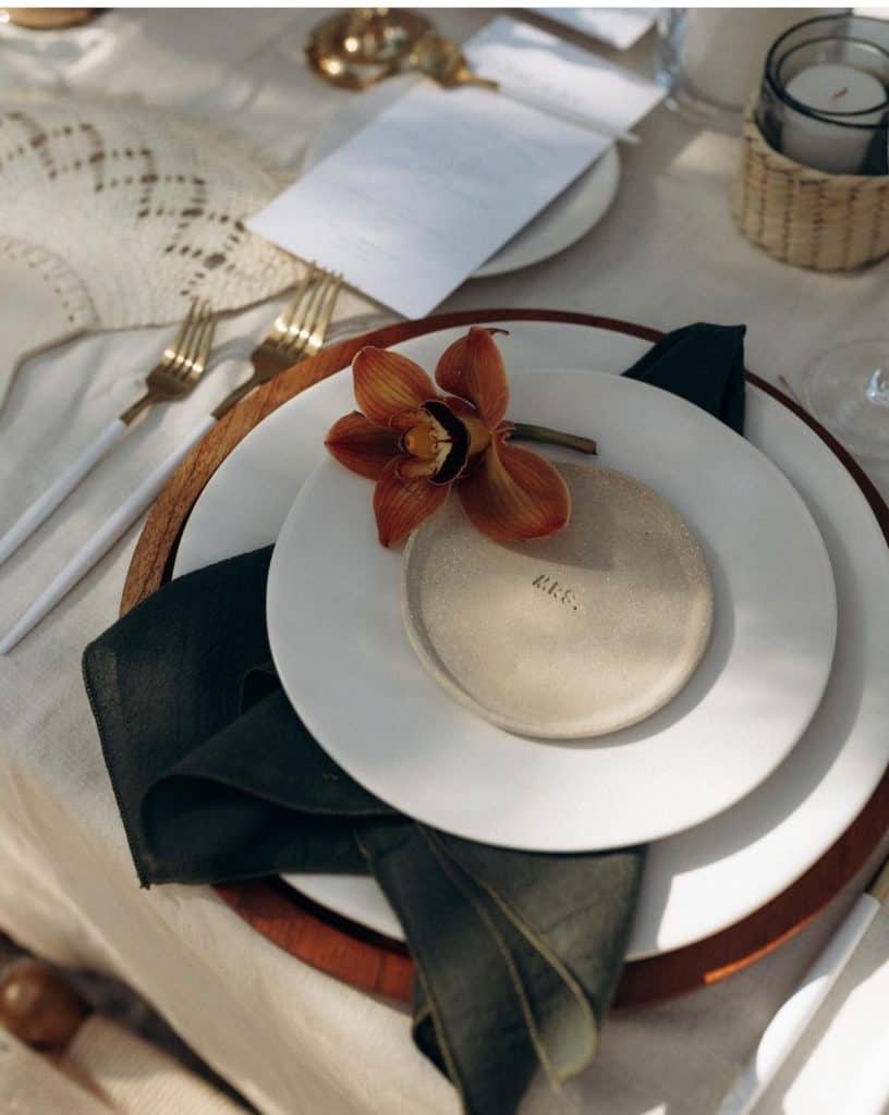 Cum influențează plating-ul percepția unui eveniment high-end