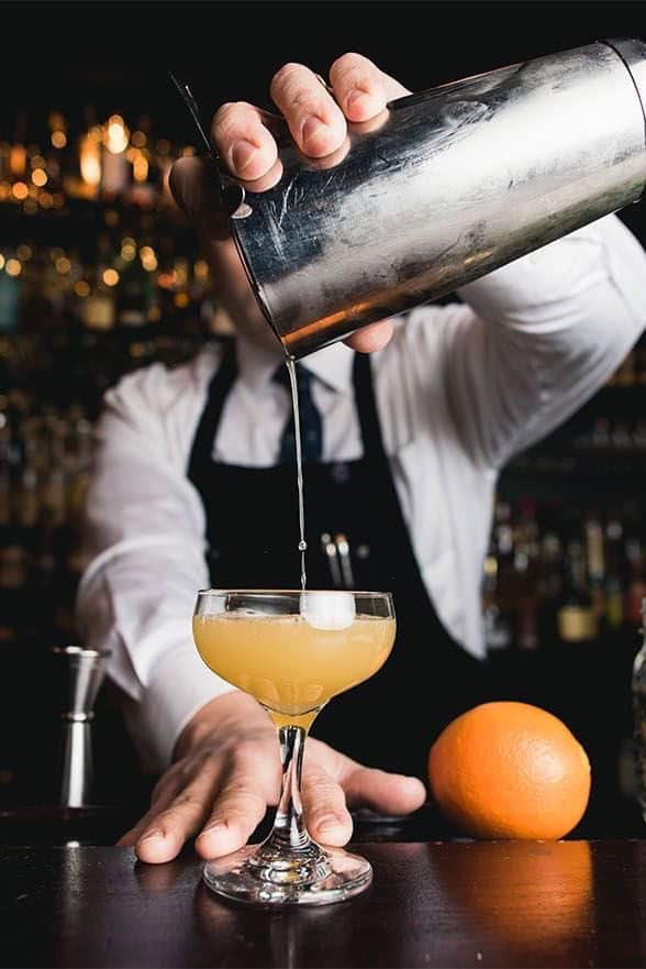 Mixologist experience: detaliul care schimbă dinamica unui eveniment