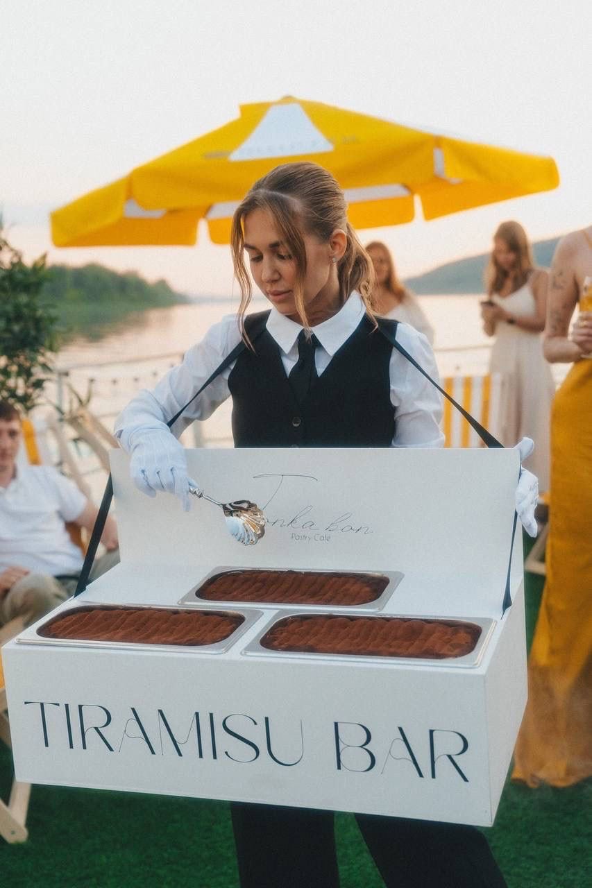 Live dessert station: detaliul care transformă servirea într-o experiență