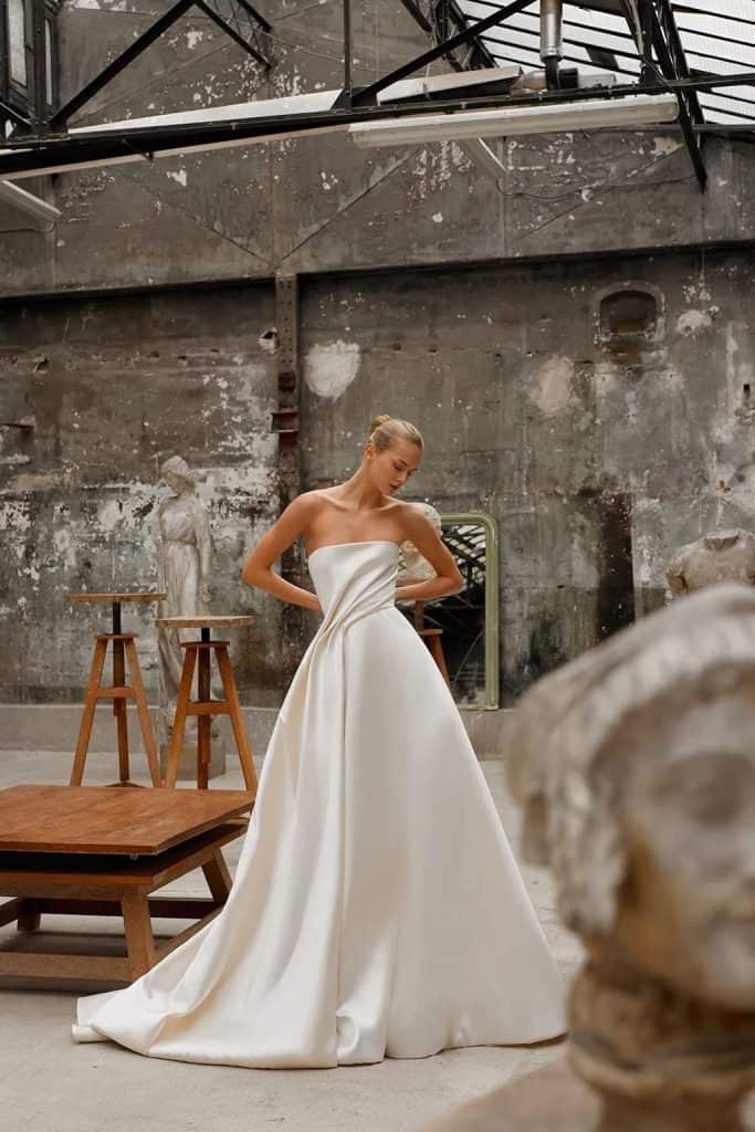 Rochii de mireasă în 2026: întoarcerea la romantic