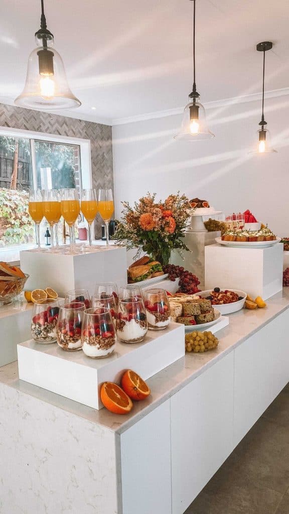 Brunch-ul ca format de eveniment: de ce a devenit alegerea preferată în 2026